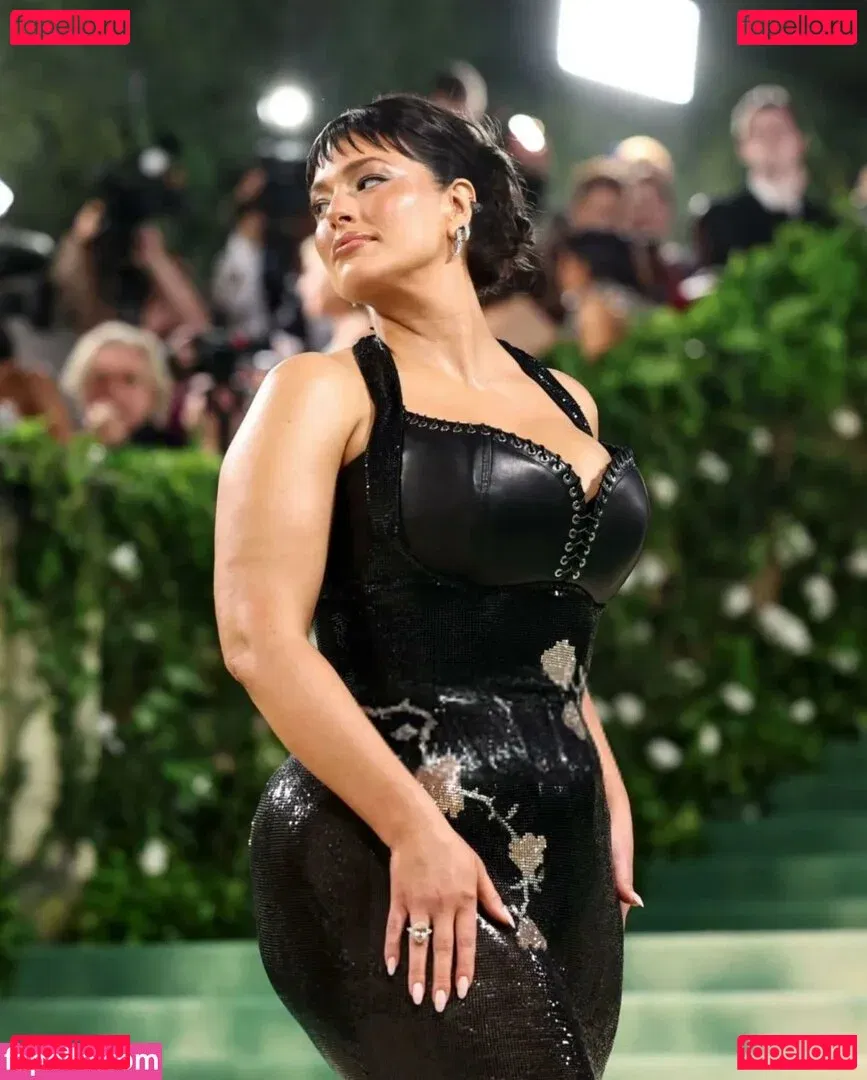 Ashley Graham Onlyfans Photo Gallery 