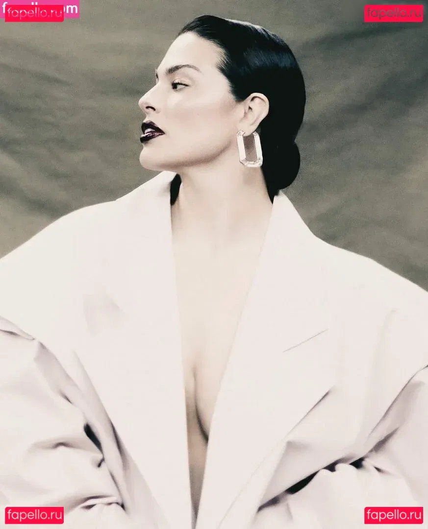 Ashley Graham Onlyfans Photo Gallery 