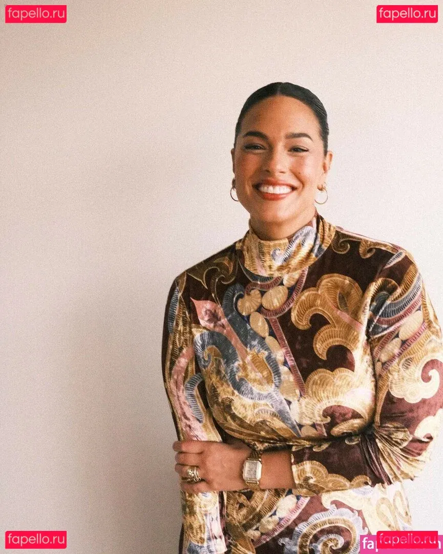 Ashley Graham Onlyfans Photo Gallery 