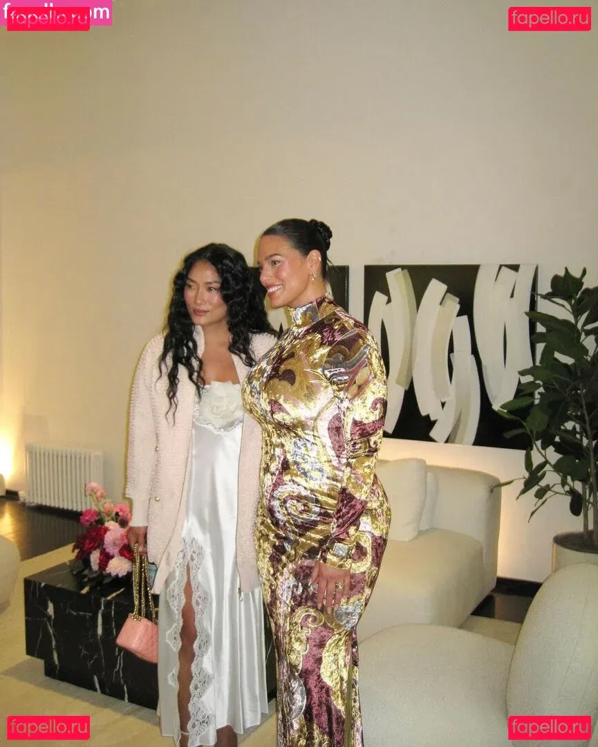 Ashley Graham Onlyfans Photo Gallery 