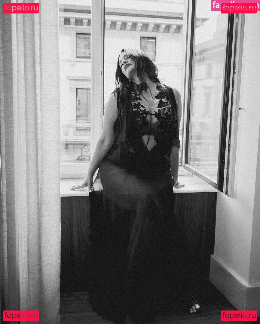 Ashley Graham Onlyfans Photo Gallery 