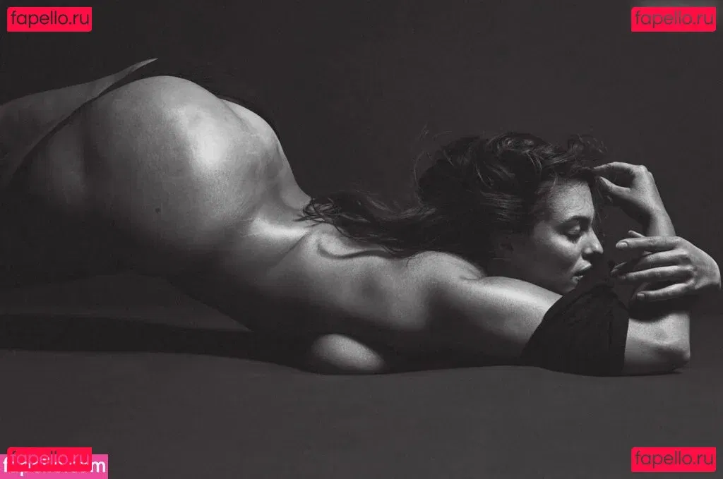 Ashley Graham Onlyfans Photo Gallery 