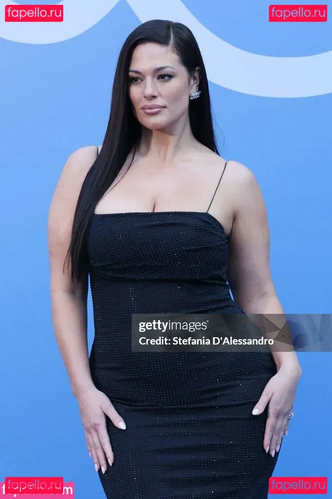 Ashley Graham Onlyfans Photo Gallery 