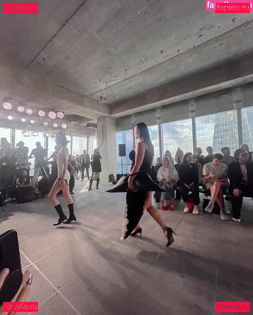 Ashley Graham Onlyfans Photo Gallery 