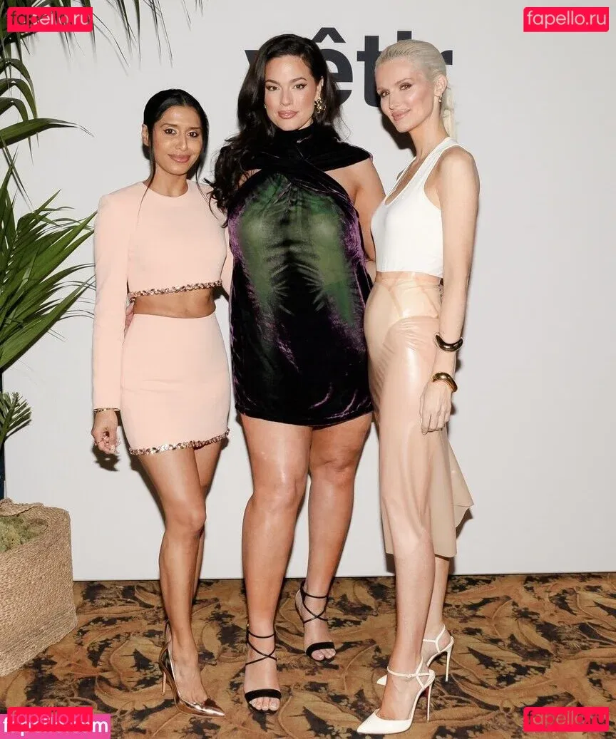 Ashley Graham Onlyfans Photo Gallery 