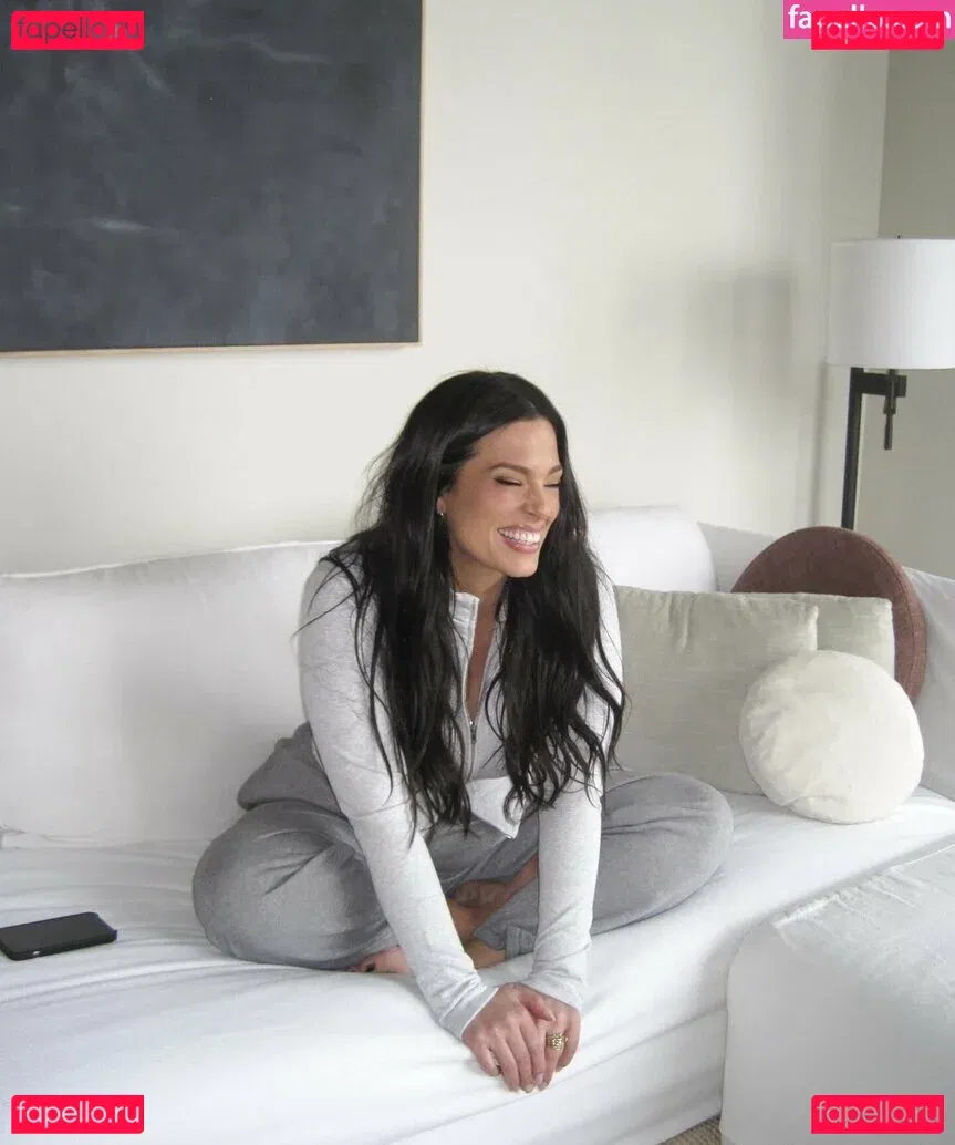 Ashley Graham Onlyfans Photo Gallery 