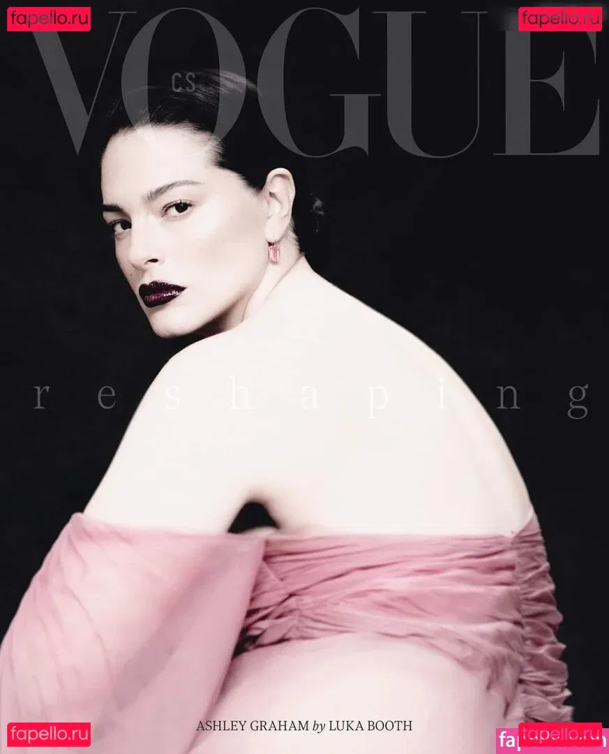 Ashley Graham Onlyfans Photo Gallery 