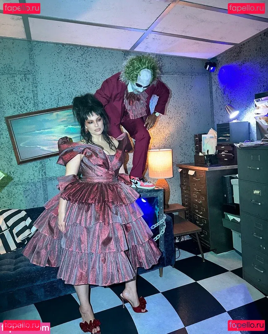 Ashley Graham Onlyfans Photo Gallery 