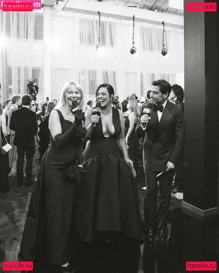 Ashley Graham Onlyfans Photo Gallery 