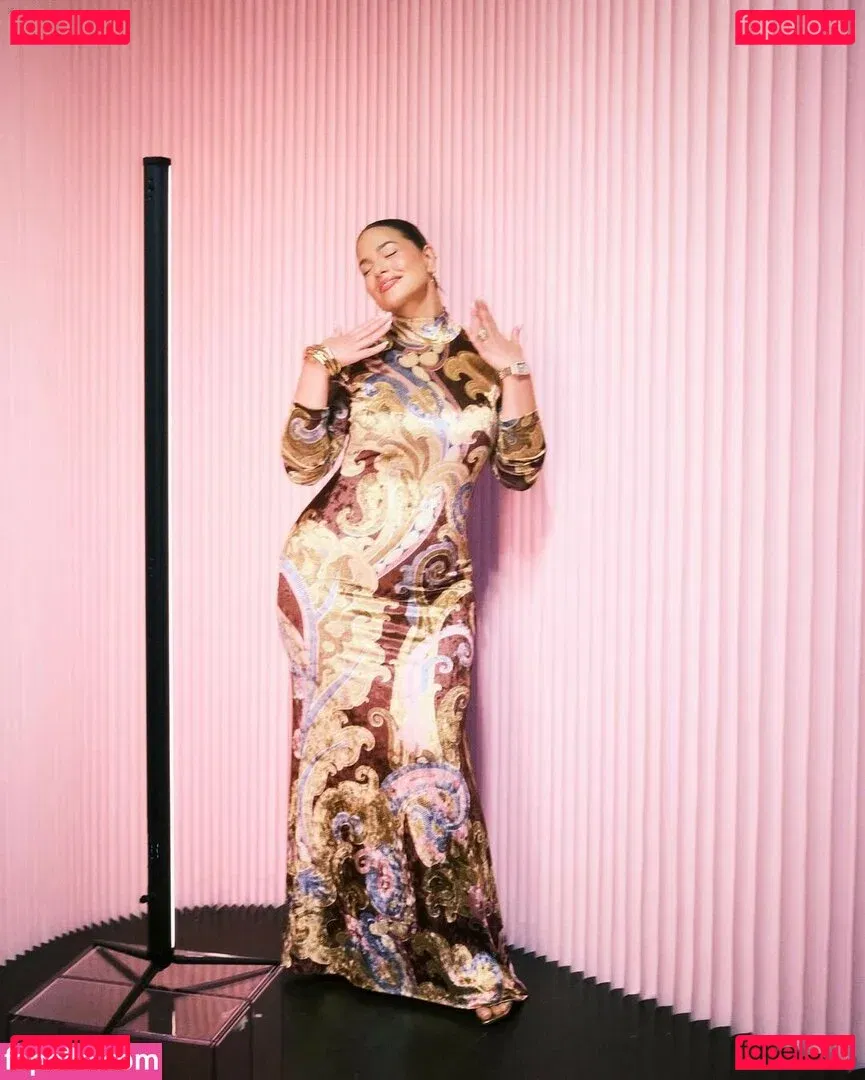 Ashley Graham Onlyfans Photo Gallery 