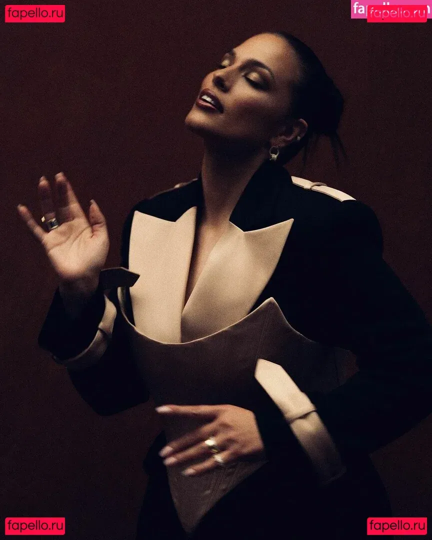 Ashley Graham Onlyfans Photo Gallery 