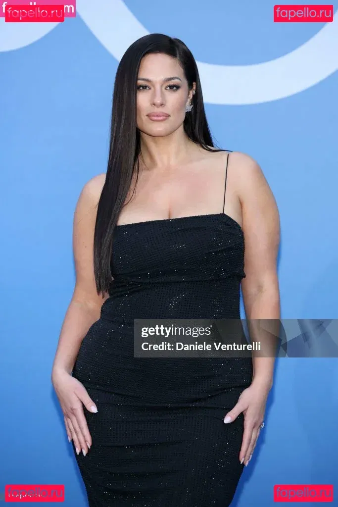 Ashley Graham Onlyfans Photo Gallery 