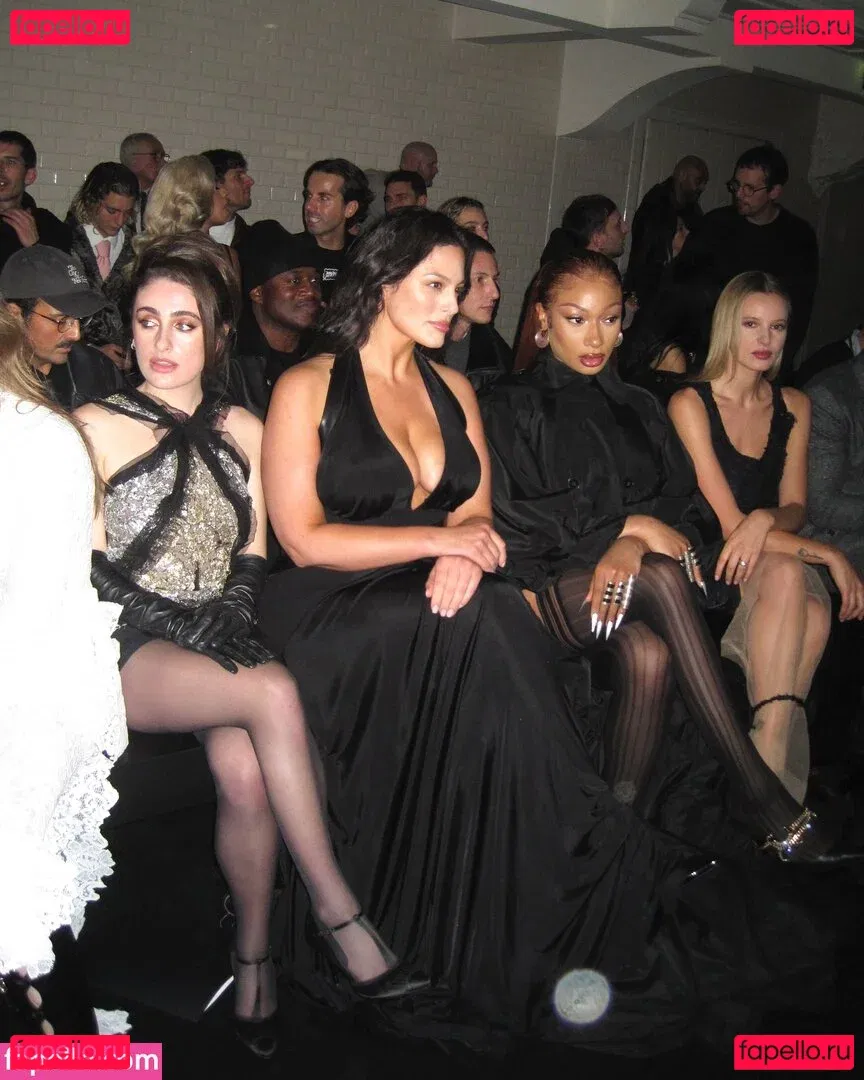 Ashley Graham Onlyfans Photo Gallery 