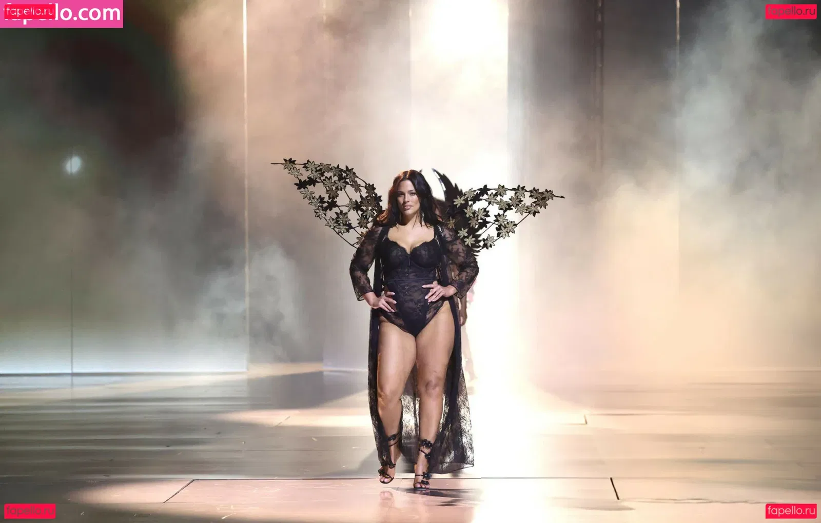 Ashley Graham Onlyfans Photo Gallery 