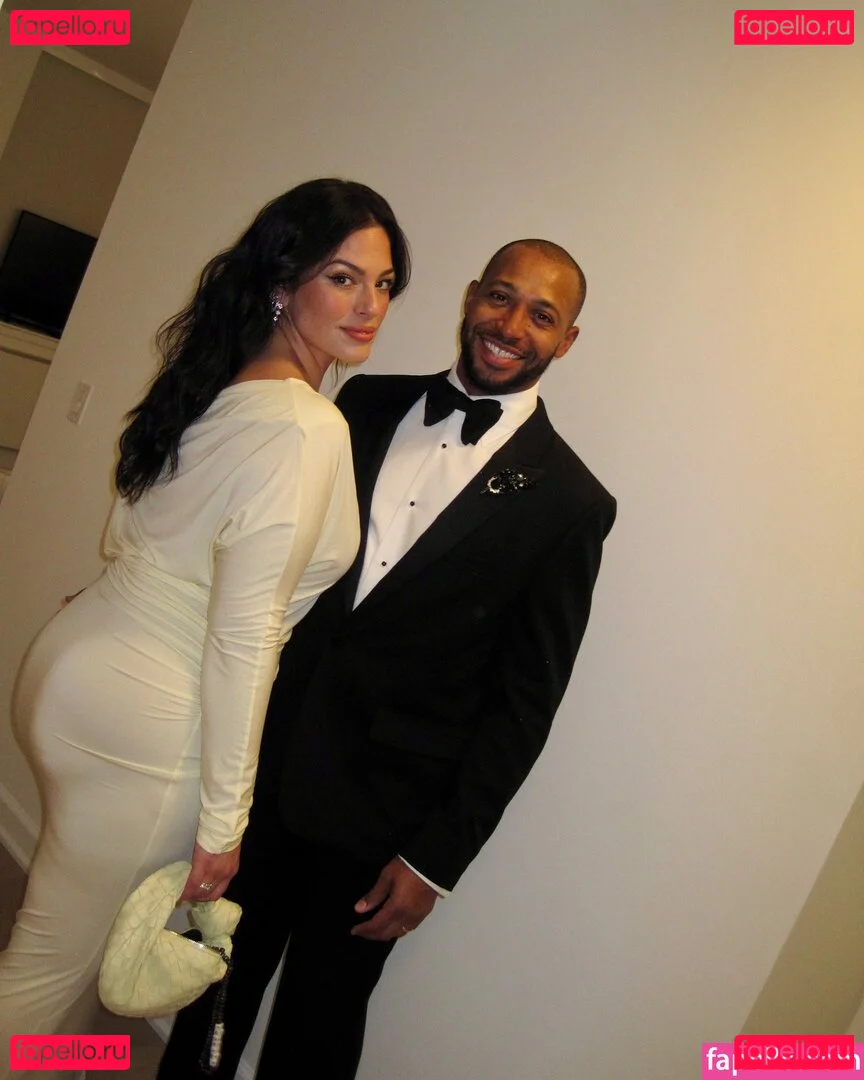 Ashley Graham Onlyfans Photo Gallery 