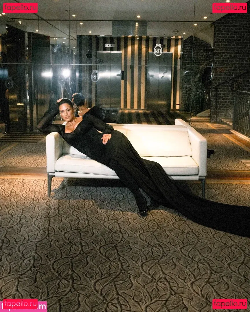 Ashley Graham Onlyfans Photo Gallery 