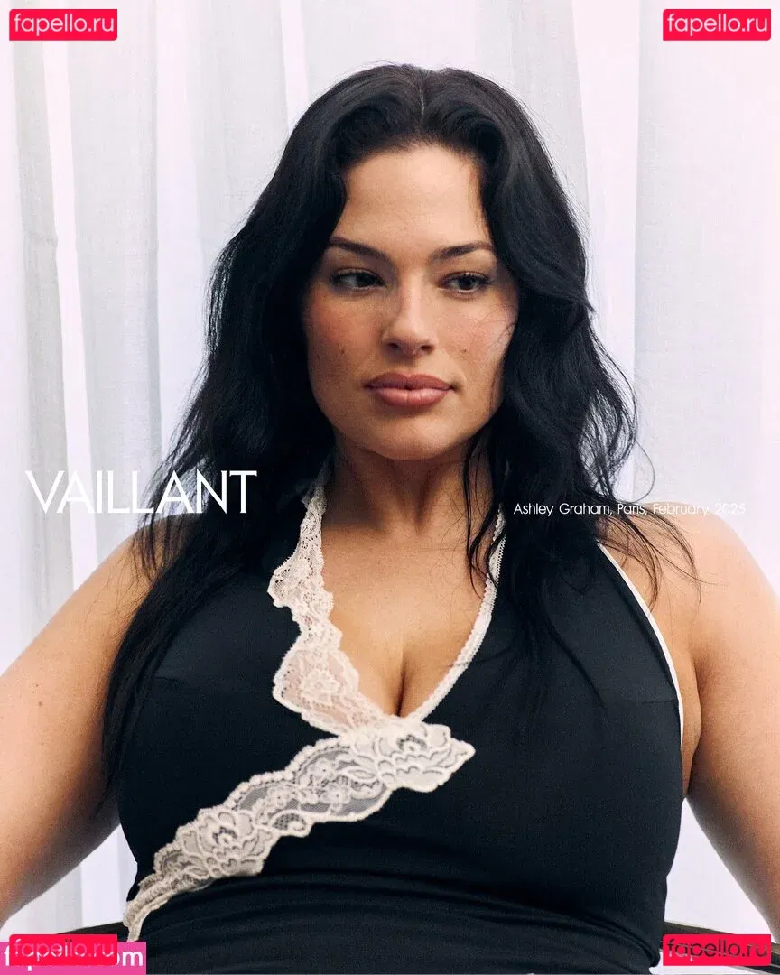 Ashley Graham Onlyfans Photo Gallery 