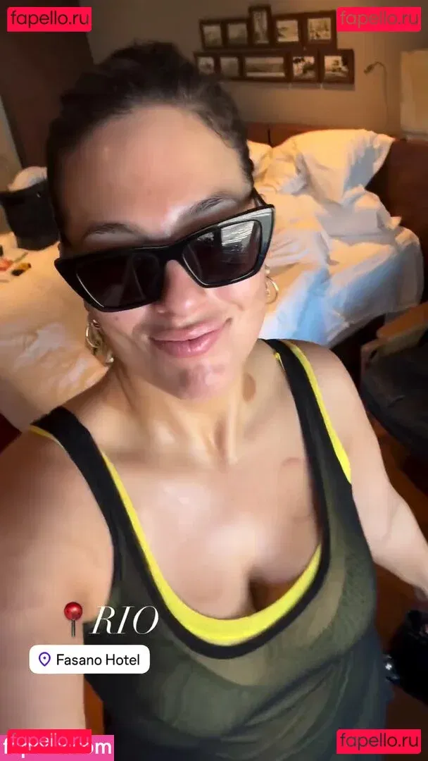 Ashley Graham Onlyfans Photo Gallery 