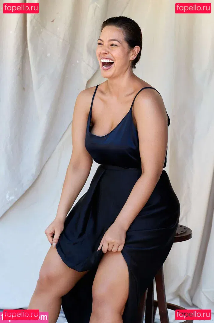 Ashley Graham Onlyfans Photo Gallery 