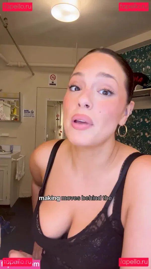 Ashley Graham Onlyfans Photo Gallery 