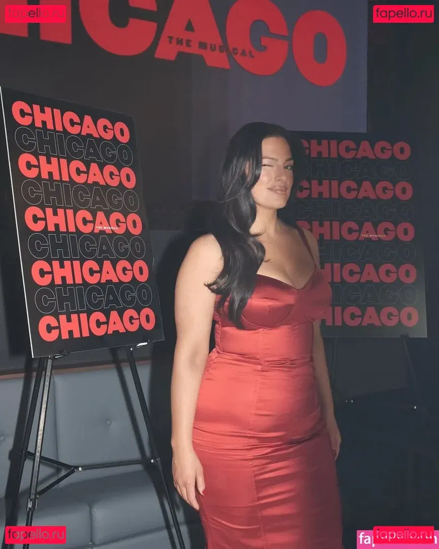 Ashley Graham Onlyfans Photo Gallery 