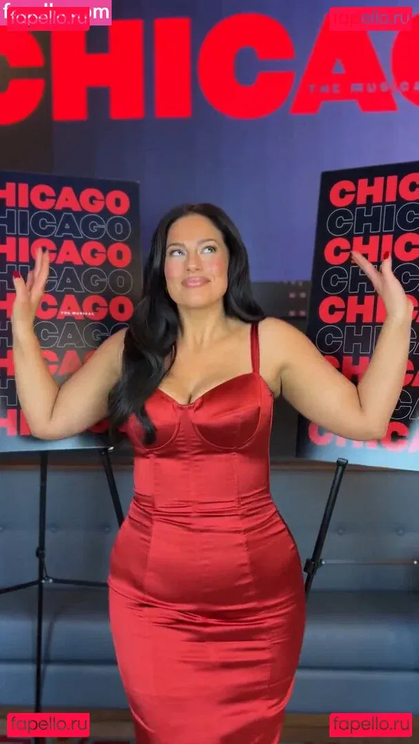 Ashley Graham Onlyfans Photo Gallery 