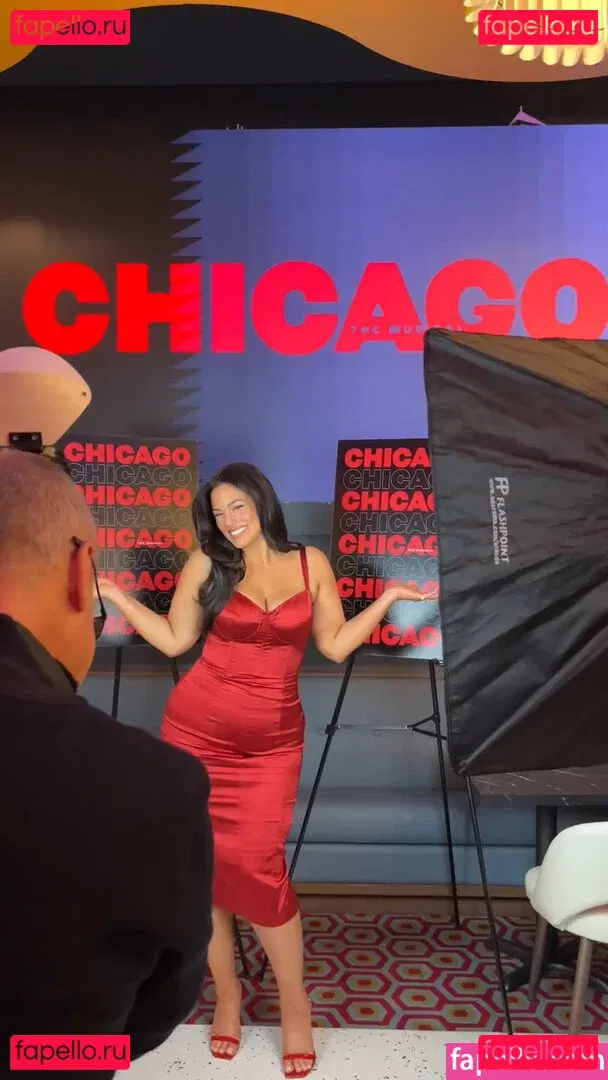 Ashley Graham Onlyfans Photo Gallery 