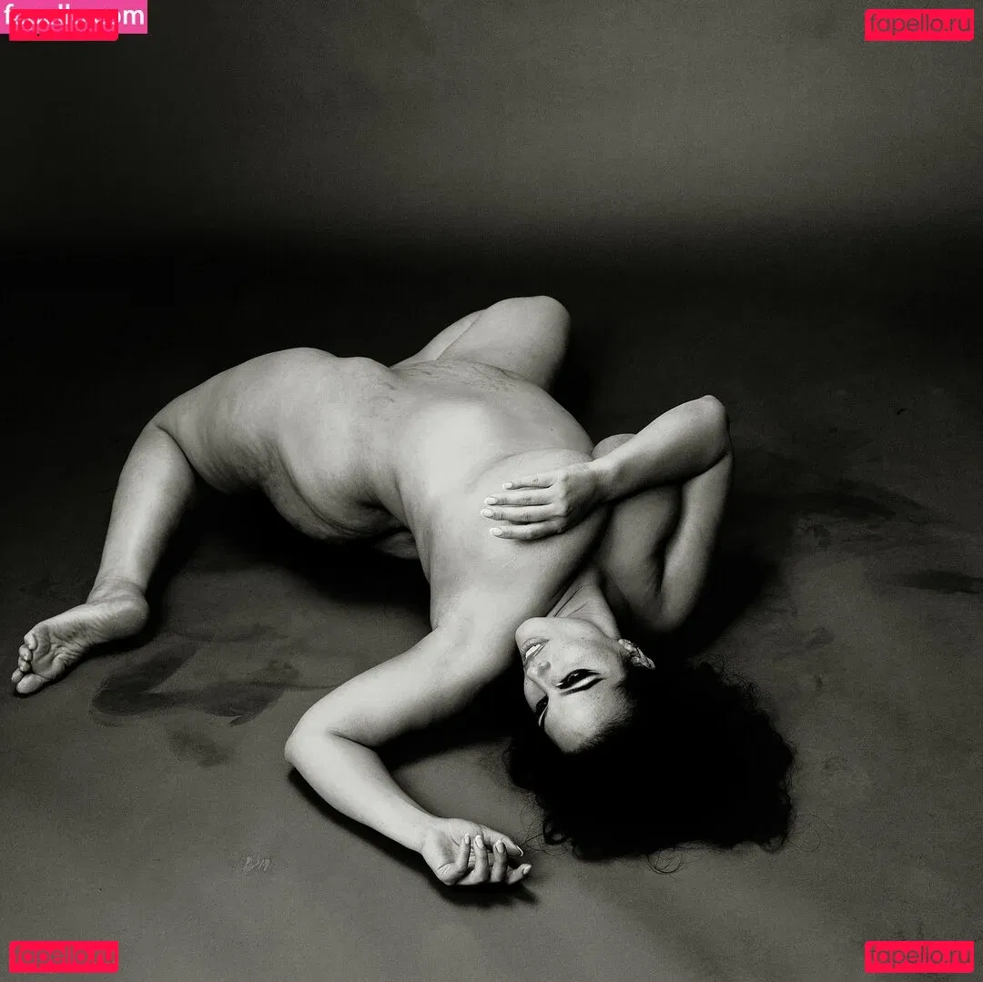 Ashley Graham Onlyfans Photo Gallery 