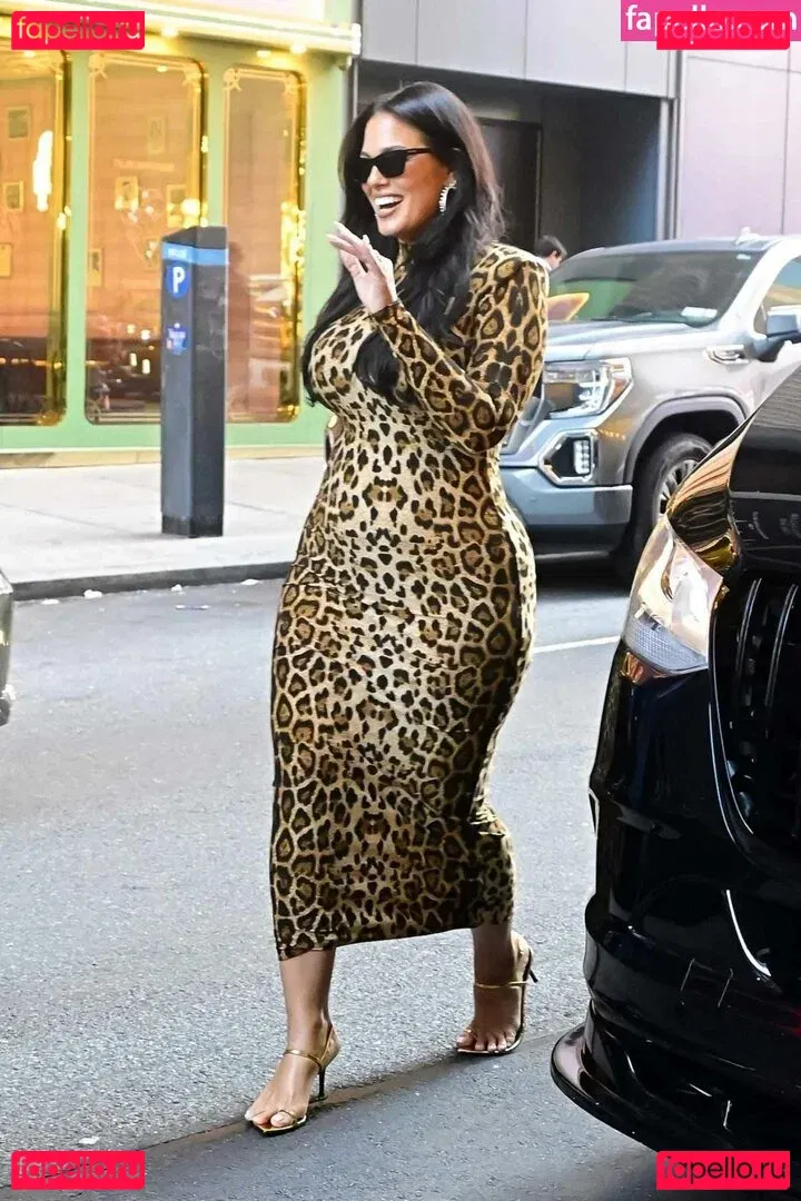 Ashley Graham Onlyfans Photo Gallery 