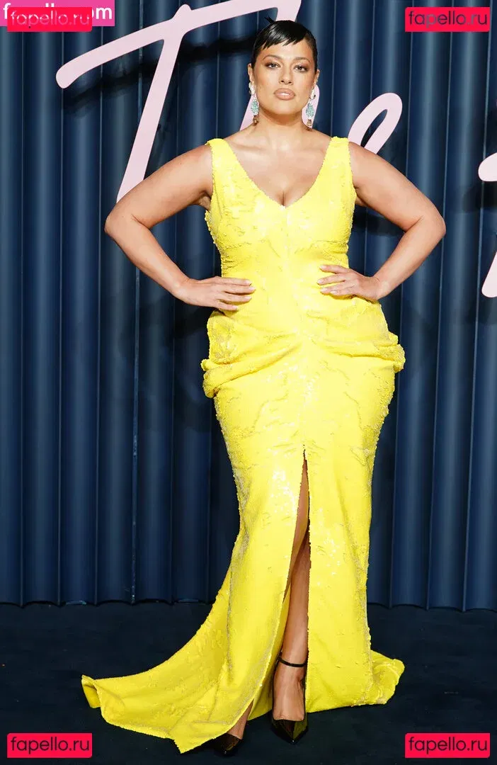 Ashley Graham Onlyfans Photo Gallery 