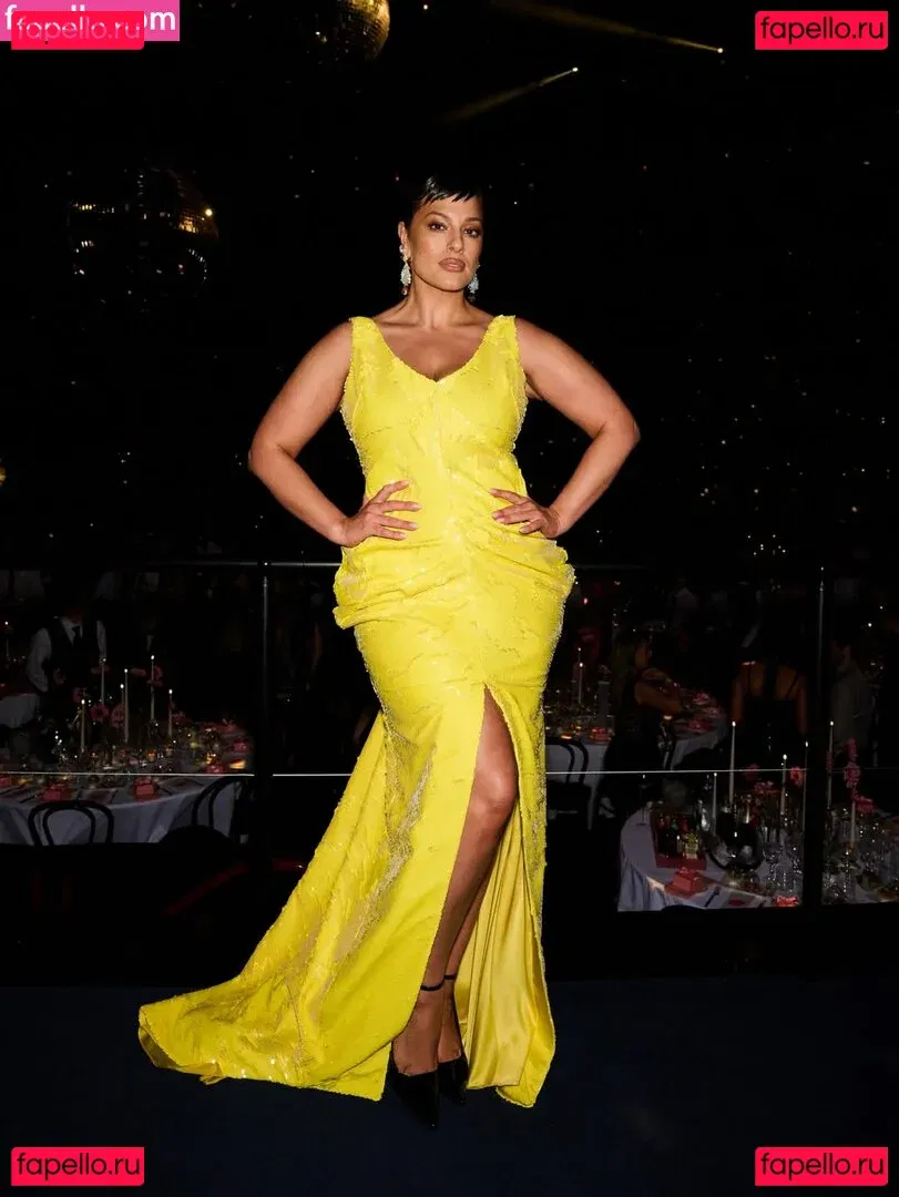 Ashley Graham Onlyfans Photo Gallery 