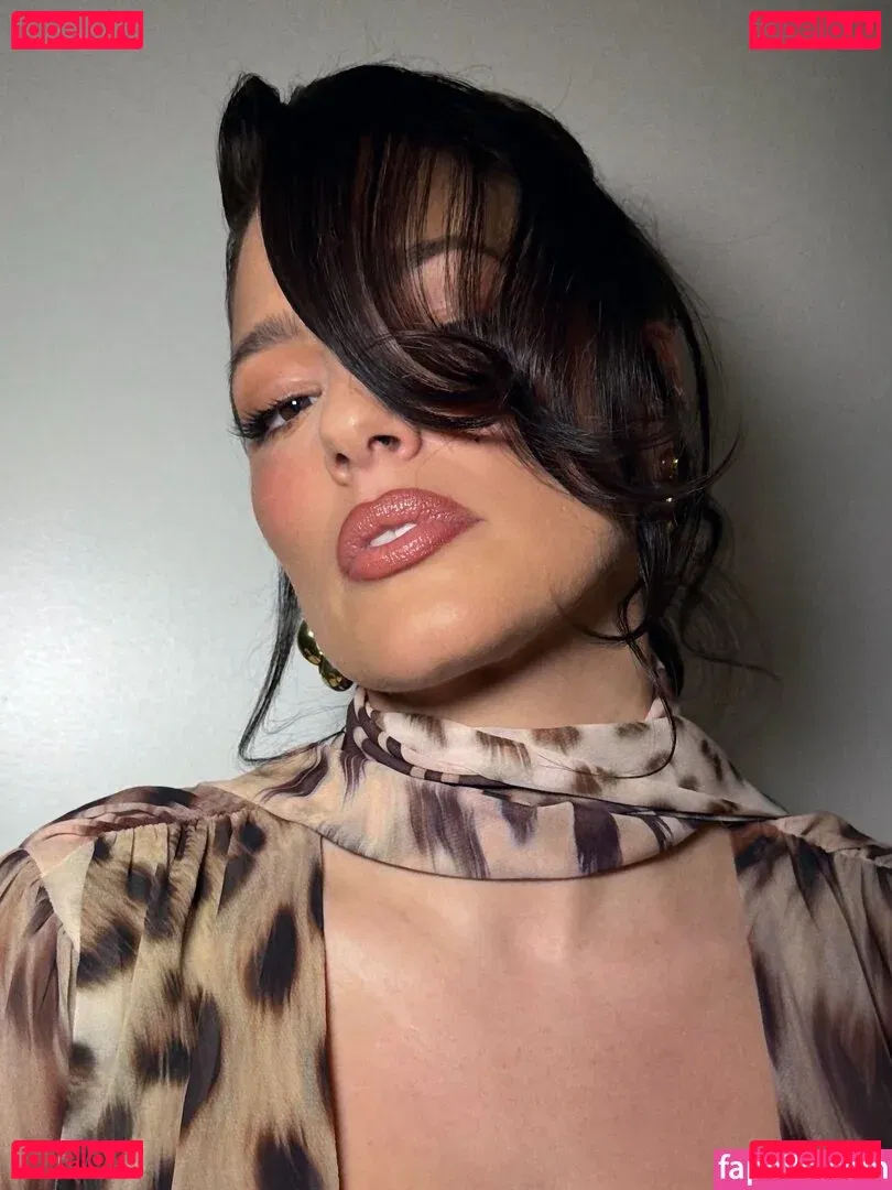 Ashley Graham Onlyfans Photo Gallery 