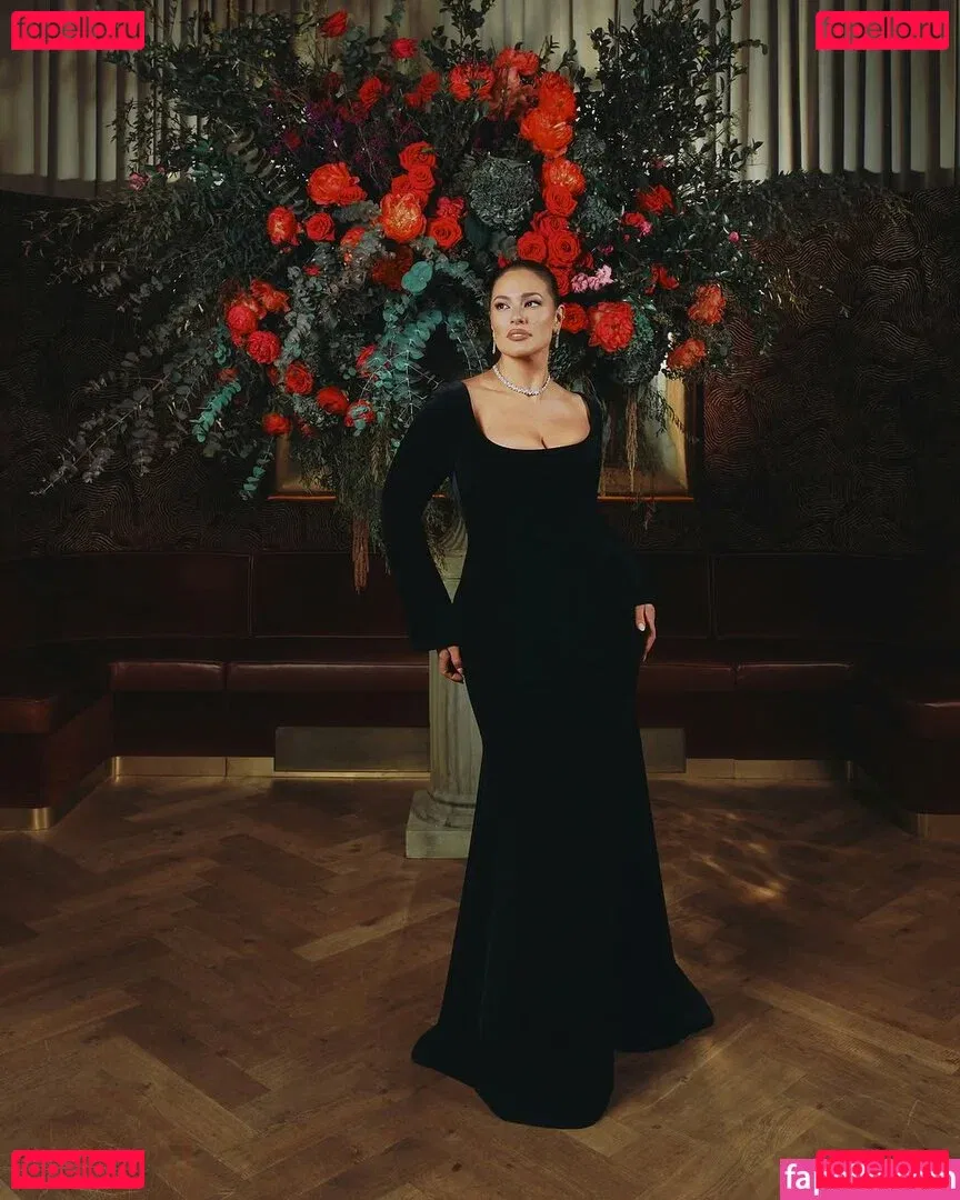 Ashley Graham Onlyfans Photo Gallery 