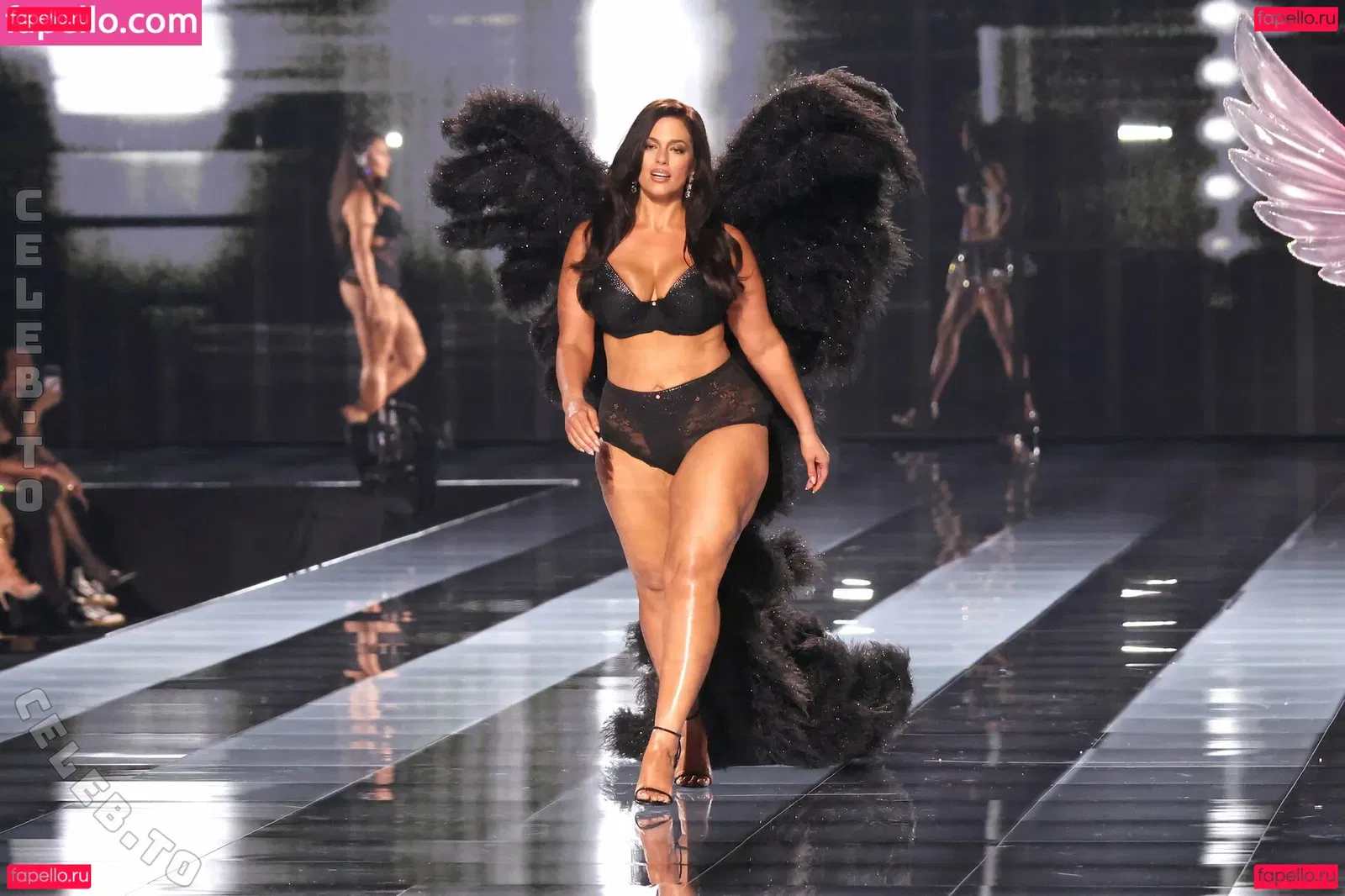 Ashley Graham Onlyfans Photo Gallery 