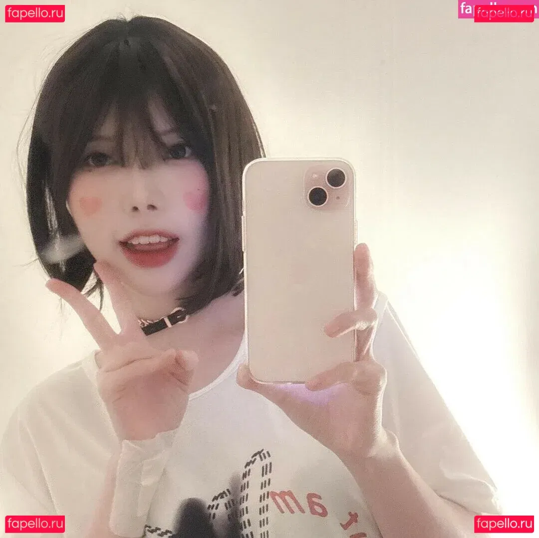 gksmf0f0 Onlyfans Photo Gallery 