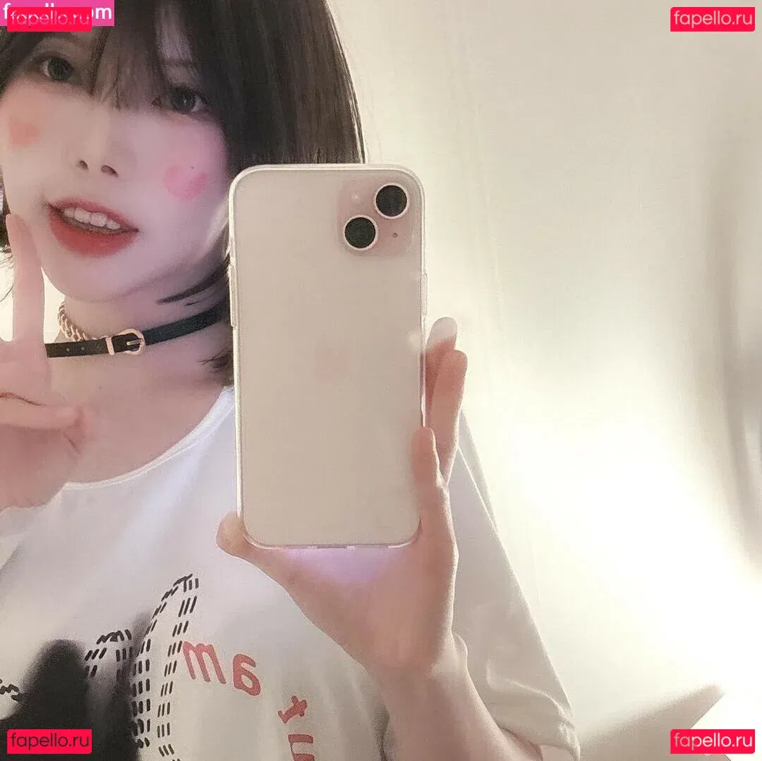 gksmf0f0 Onlyfans Photo Gallery 