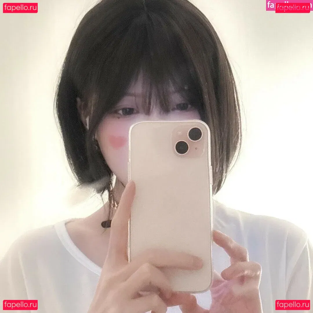 gksmf0f0 Onlyfans Photo Gallery 