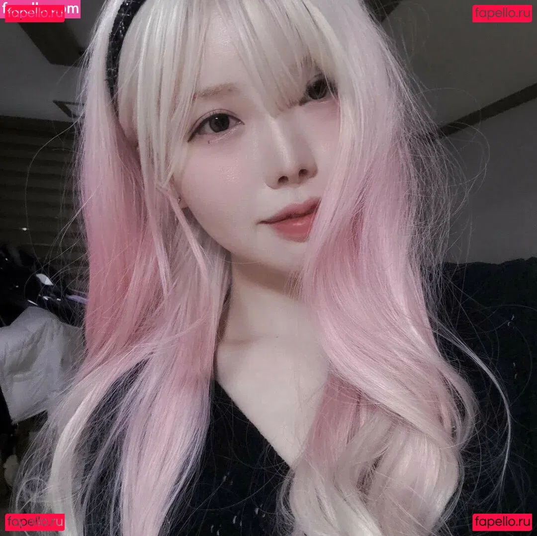 gksmf0f0 Onlyfans Photo Gallery 