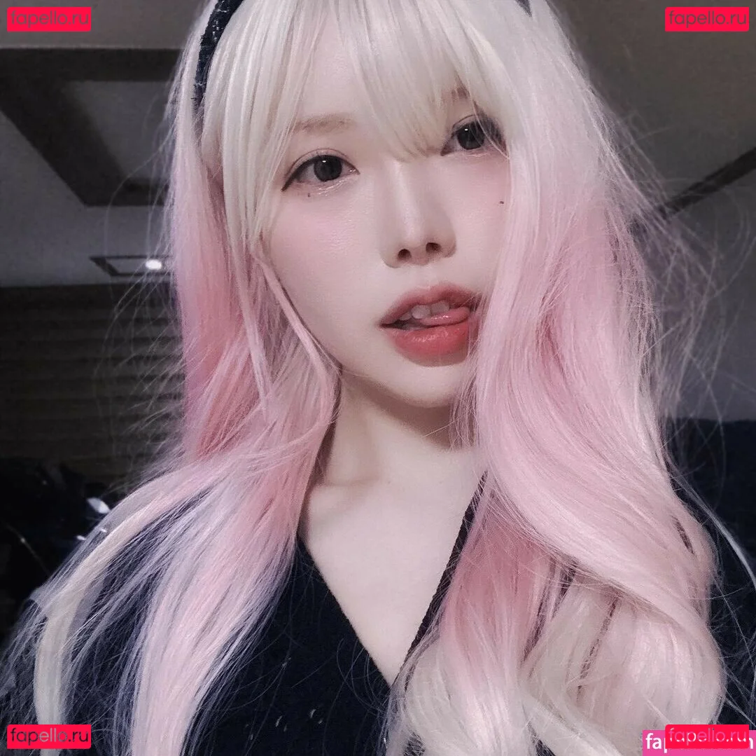 gksmf0f0 Onlyfans Photo Gallery 