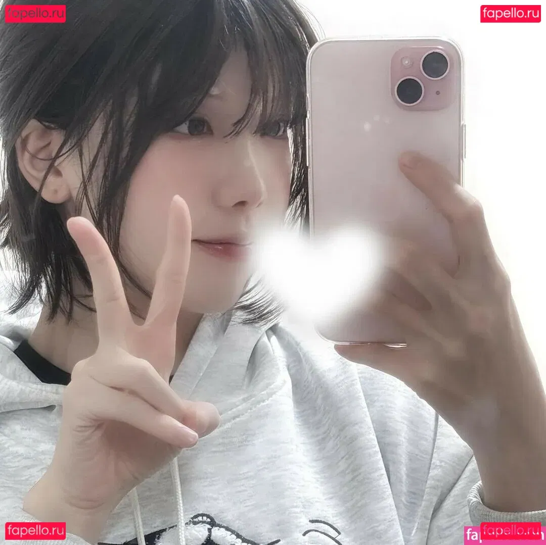 gksmf0f0 Onlyfans Photo Gallery 