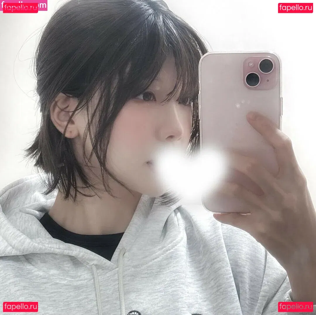 gksmf0f0 Onlyfans Photo Gallery 