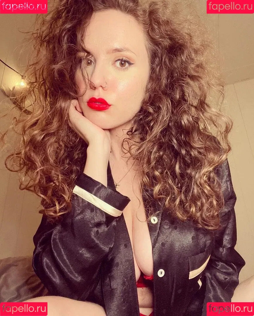 Laura Marie Onlyfans Photo Gallery 