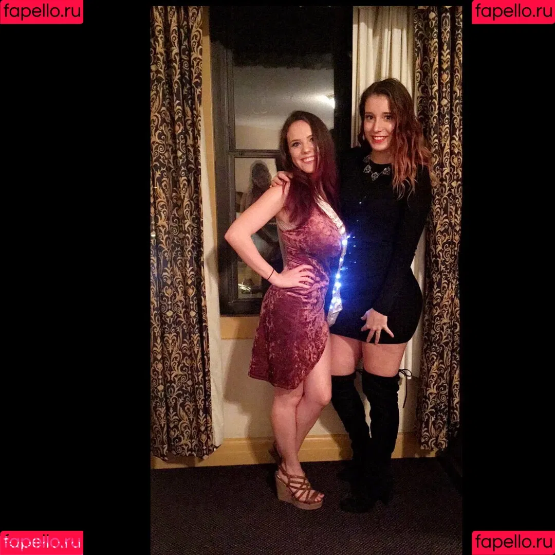 Laura Marie Onlyfans Photo Gallery 