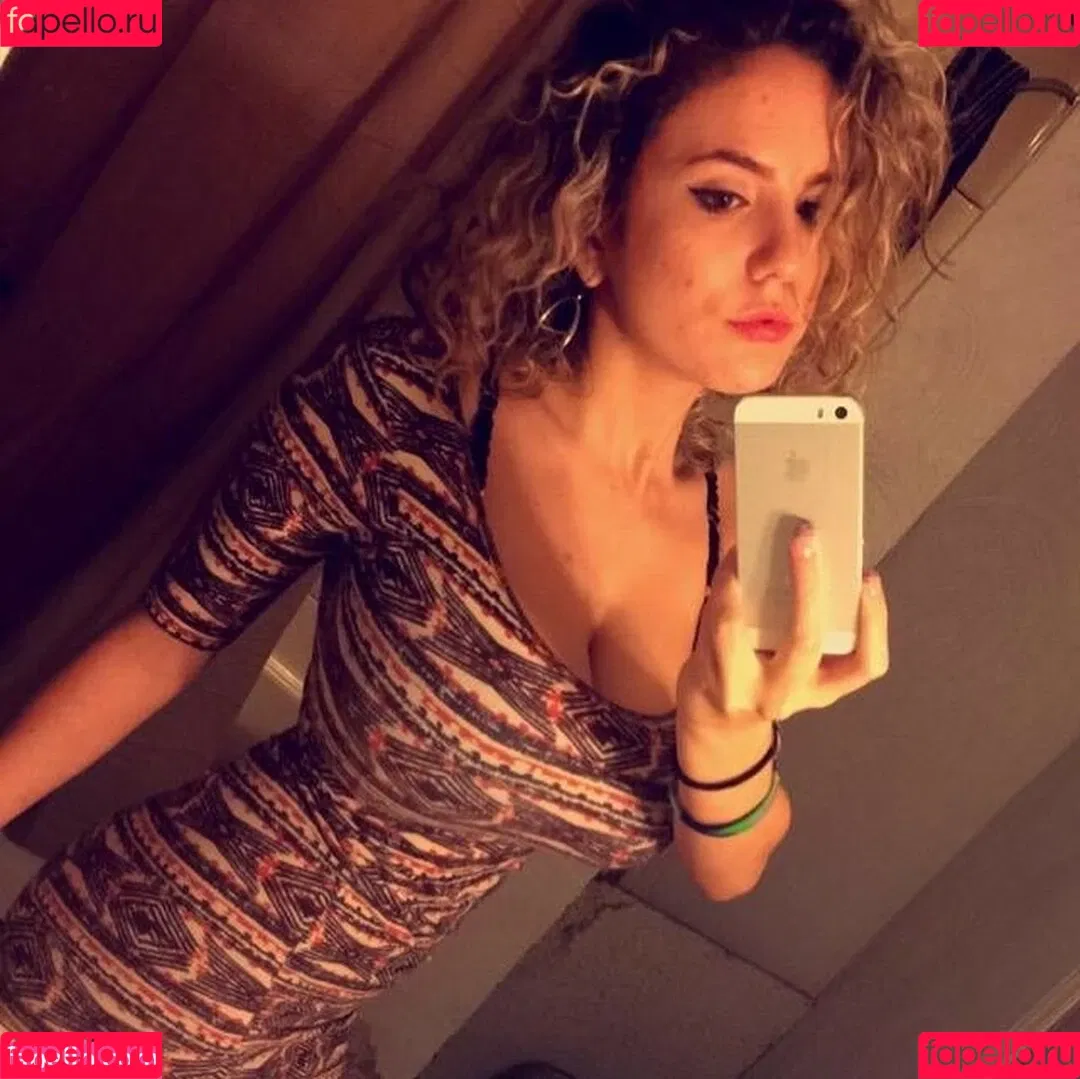 Laura Marie Onlyfans Photo Gallery 
