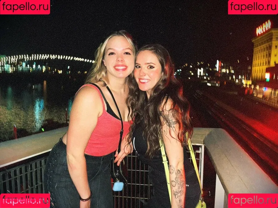 Laura Marie Onlyfans Photo Gallery 