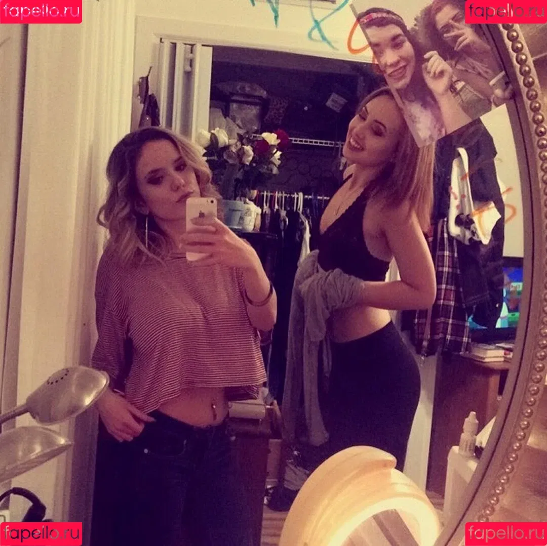 Laura Marie Onlyfans Photo Gallery 