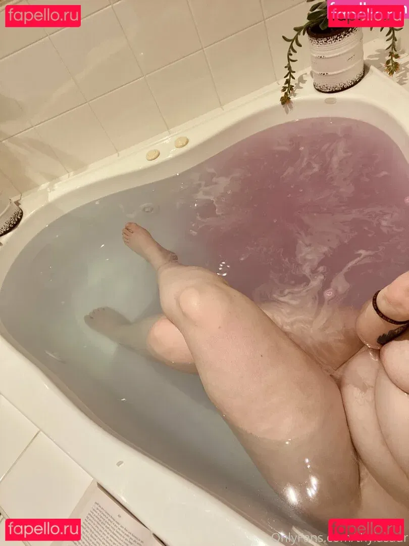 thylasaur Onlyfans Photo Gallery 