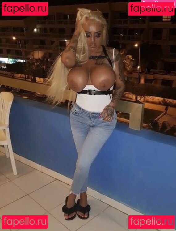 Bambi Blacks Nude Onlyfans Photo 18