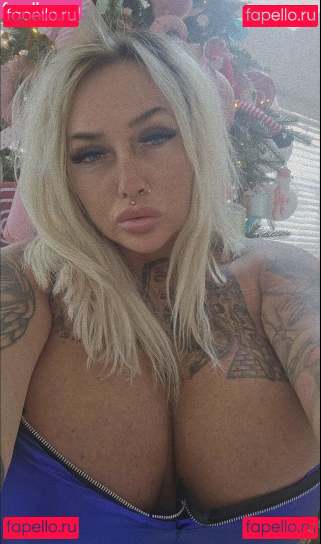 Bambi Blacks Nude Onlyfans Photo 13