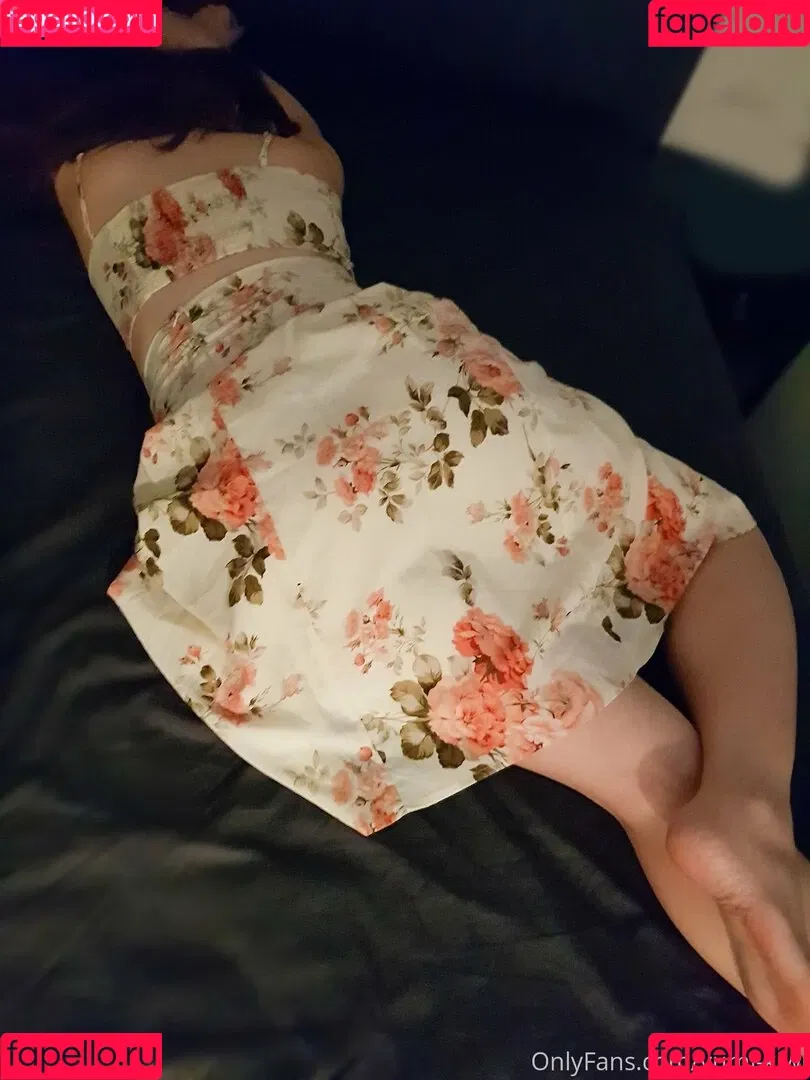 Yumi Kiwi Onlyfans Photo Gallery 
